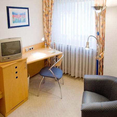 Hotel Haus Appel Rech Bagian luar foto